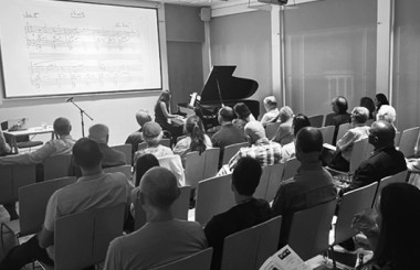 Pianist Highlights Czech Female Composers